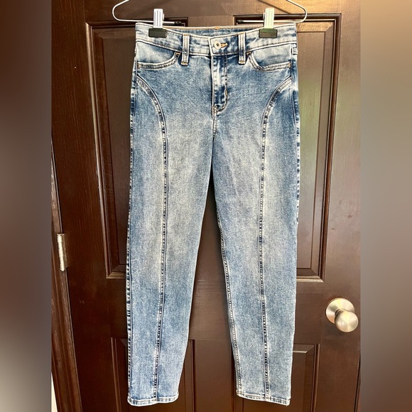 Girls Abercrombie jeans, size 11/12 - Picture 1 of 2
